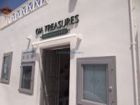 Oia treasures art gallery