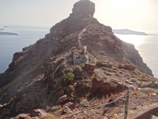 Path to Skaros castle