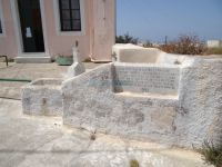 Cyclades - Santorini - Pirgos - Fountain