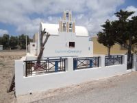 Cyclades - Santorini - Exomitis - Small Church
