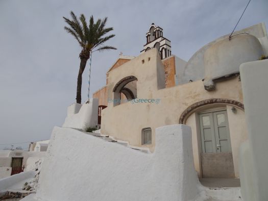 Santorini - Finikia - Matrona